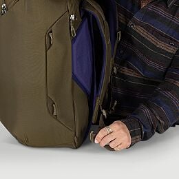 Sojourn Porter™ 46L Travel Pack - US 3037